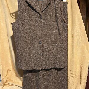 Vintage Orvis  woman's Tweed  Suit   brown   sz  S   shoulder  13in  skirt lengt